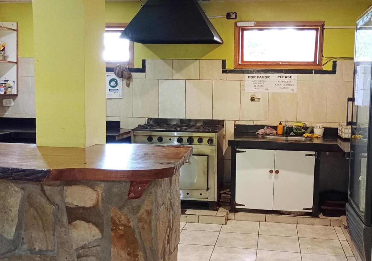 Corinto Hostel El Bolson Bagian luar foto