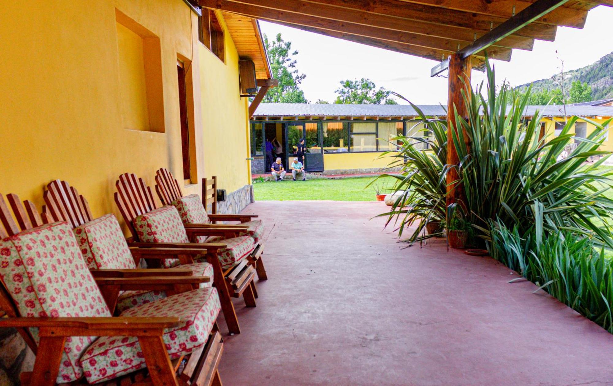 Corinto Hostel El Bolson Bagian luar foto
